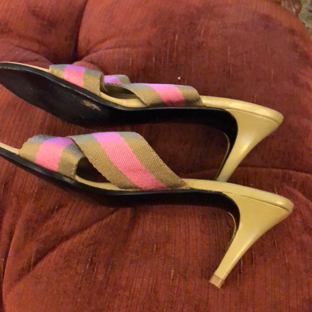 Gucci - Picture 7 of 7